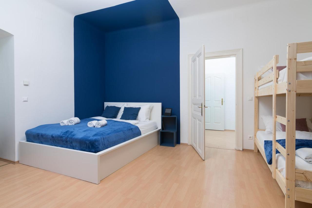 Spacious 2 Bedrooms Apartment In 4Th District Near Karlskirche Vienna Luaran gambar