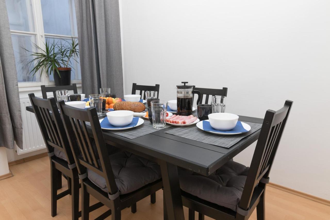 Spacious 2 Bedrooms Apartment In 4Th District Near Karlskirche Vienna Luaran gambar